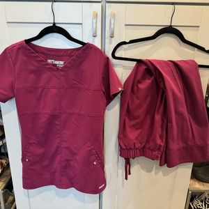 Small Burgundy Grey’s Anatomy Scrub Set